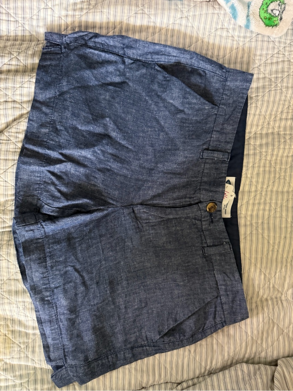 Old Navy Chambray Blue Women’s Casual Shorts